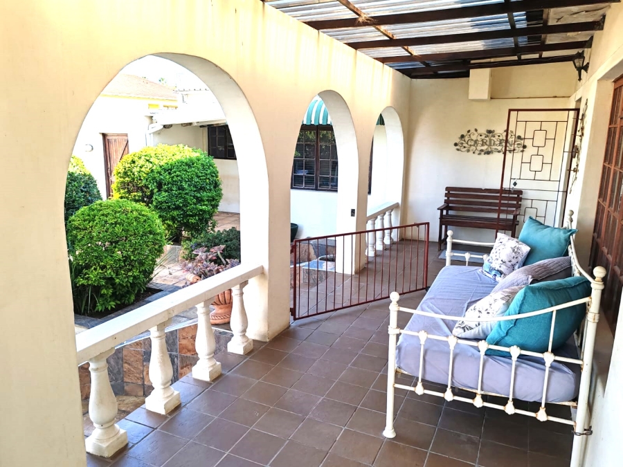 5 Bedroom Property for Sale in Bothasrus Eastern Cape